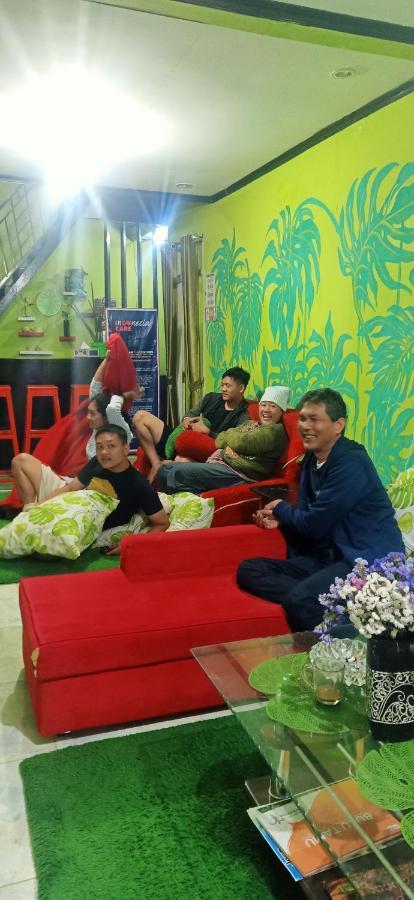 Green Savannah Homestay Syariah Diyeng Εξωτερικό φωτογραφία
