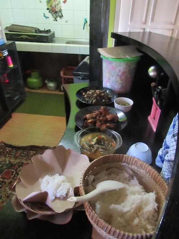 Green Savannah Homestay Syariah Diyeng Εξωτερικό φωτογραφία