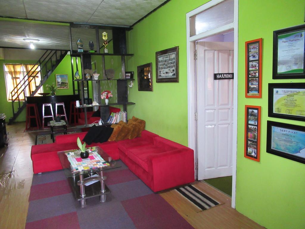 Green Savannah Homestay Syariah Diyeng Εξωτερικό φωτογραφία